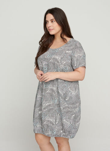 Short-sleeved viscose dress with print, Bright Paisley, Model image number 0