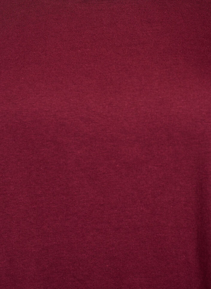 Short-sleeved t-shirt in a cotton blend, Dark Bordeaux, Packshot image number 2