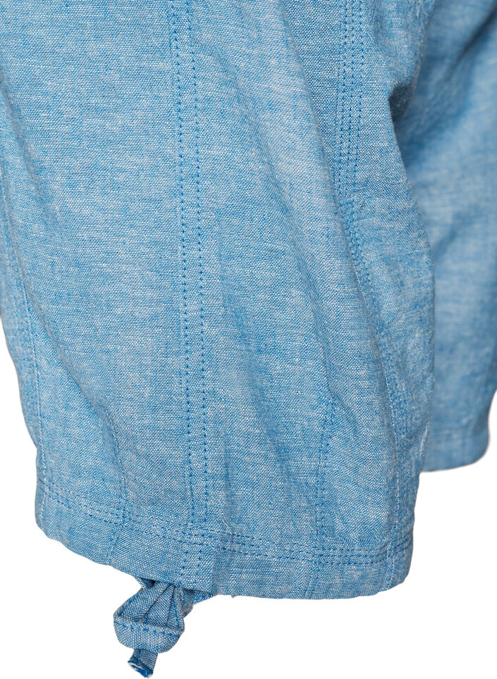 Cotton and linen Capri trousers with an elasticated waist and tie-string, Blue, Packshot image number 3
