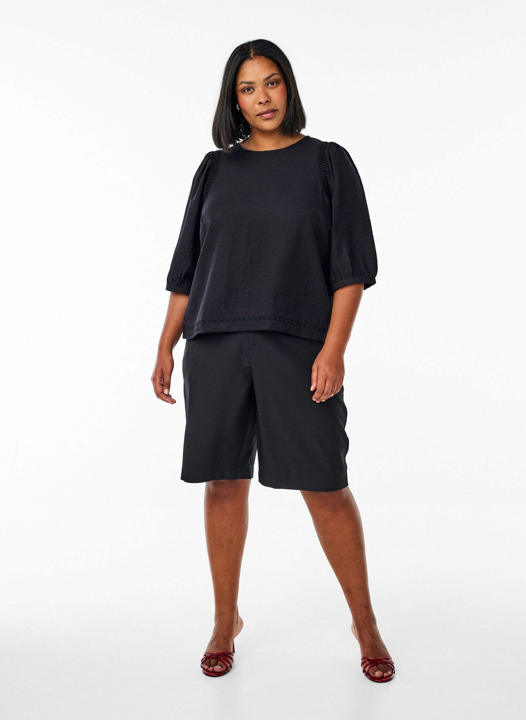 Zizzifashion Viscose blend blouse with linen and gathered shoulders, Black, Model image number 1