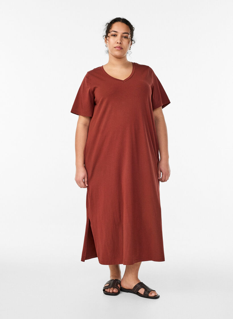 Midi T-shirt dress with a V-neck, 0426, Model image number 0