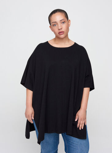 Short-sleeved knitted poncho with round neck, Black, Model image number 0