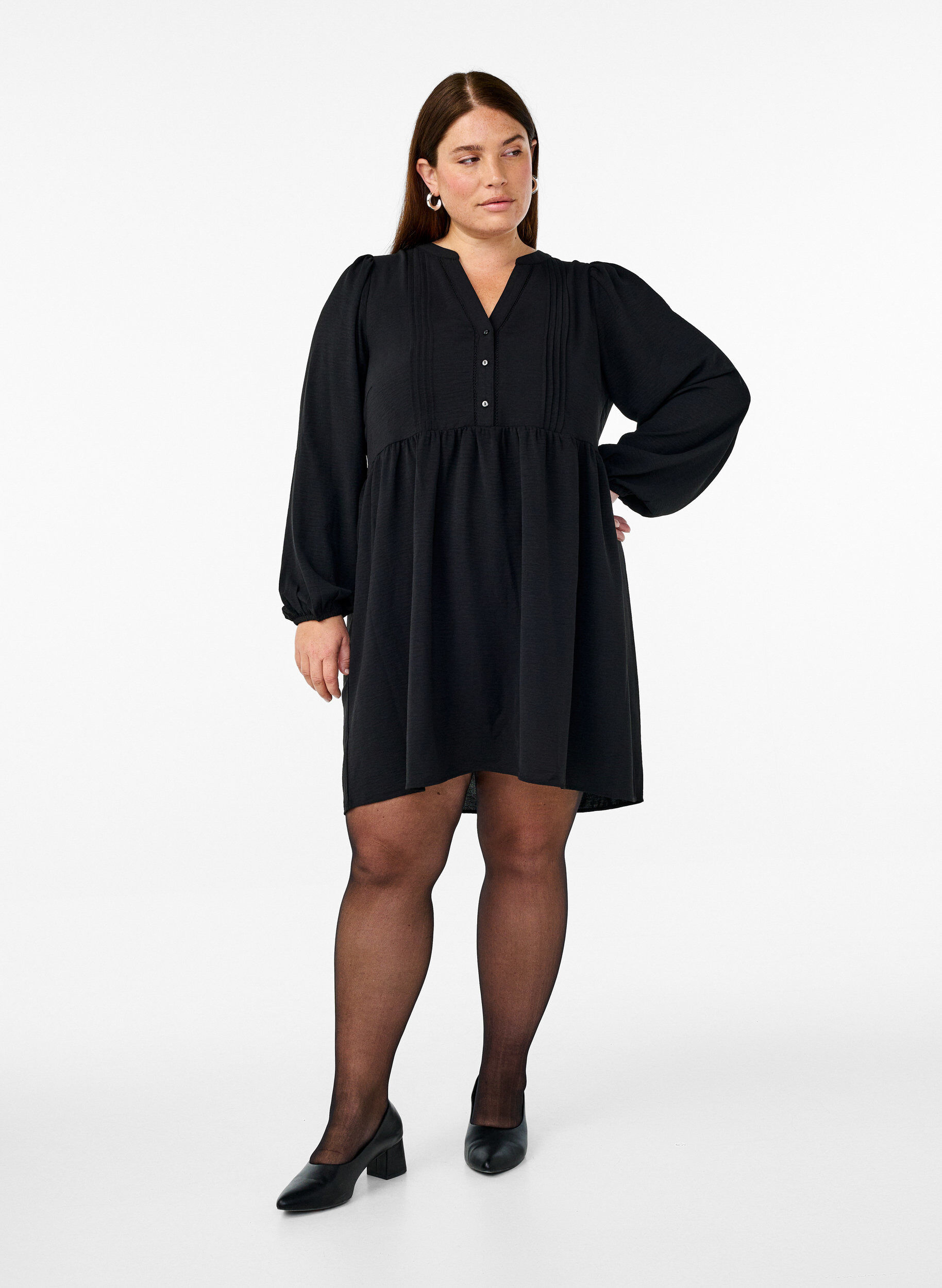 Zizzifashion FLASH - Short dress with pleats and long sleeves, Black, Model image number 1
