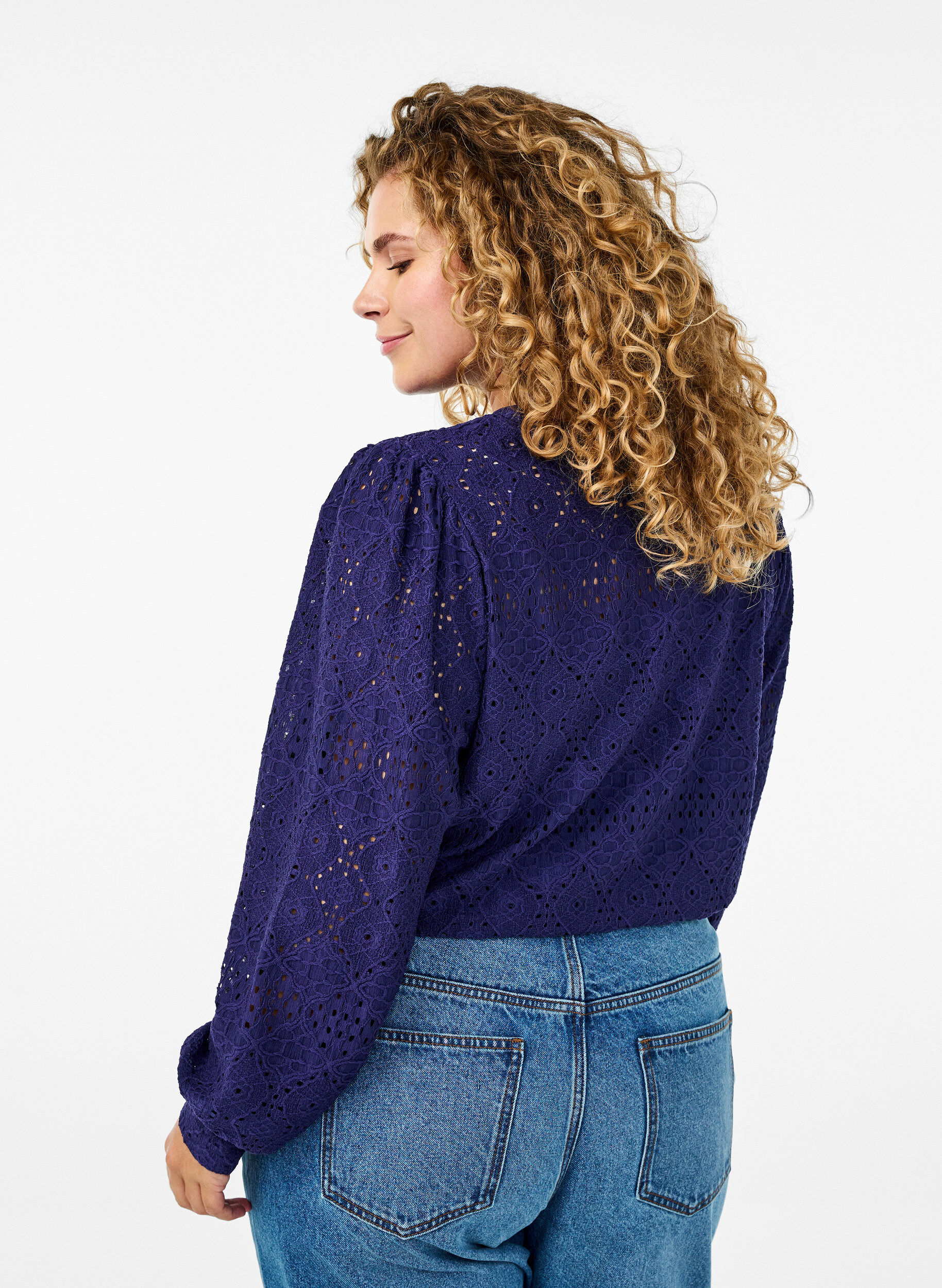 Zizzifashion Long-sleeved blouse with an openwork pattern, Purple, Model image number 2
