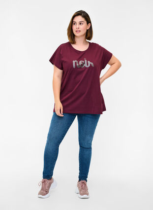 Organic cotton t-shirt with rounded neckline, Port Royal, Model image number 2