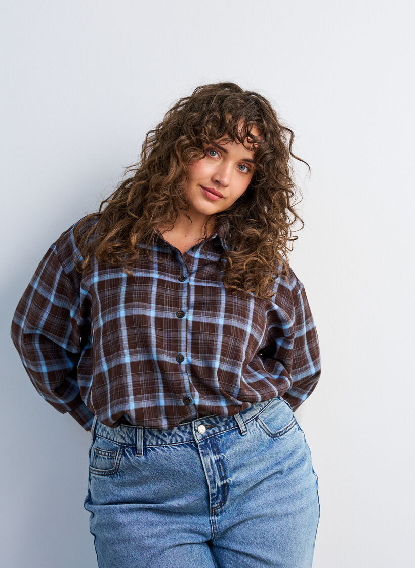 Checked shirt with a loose fit, Brown, Model image number 0