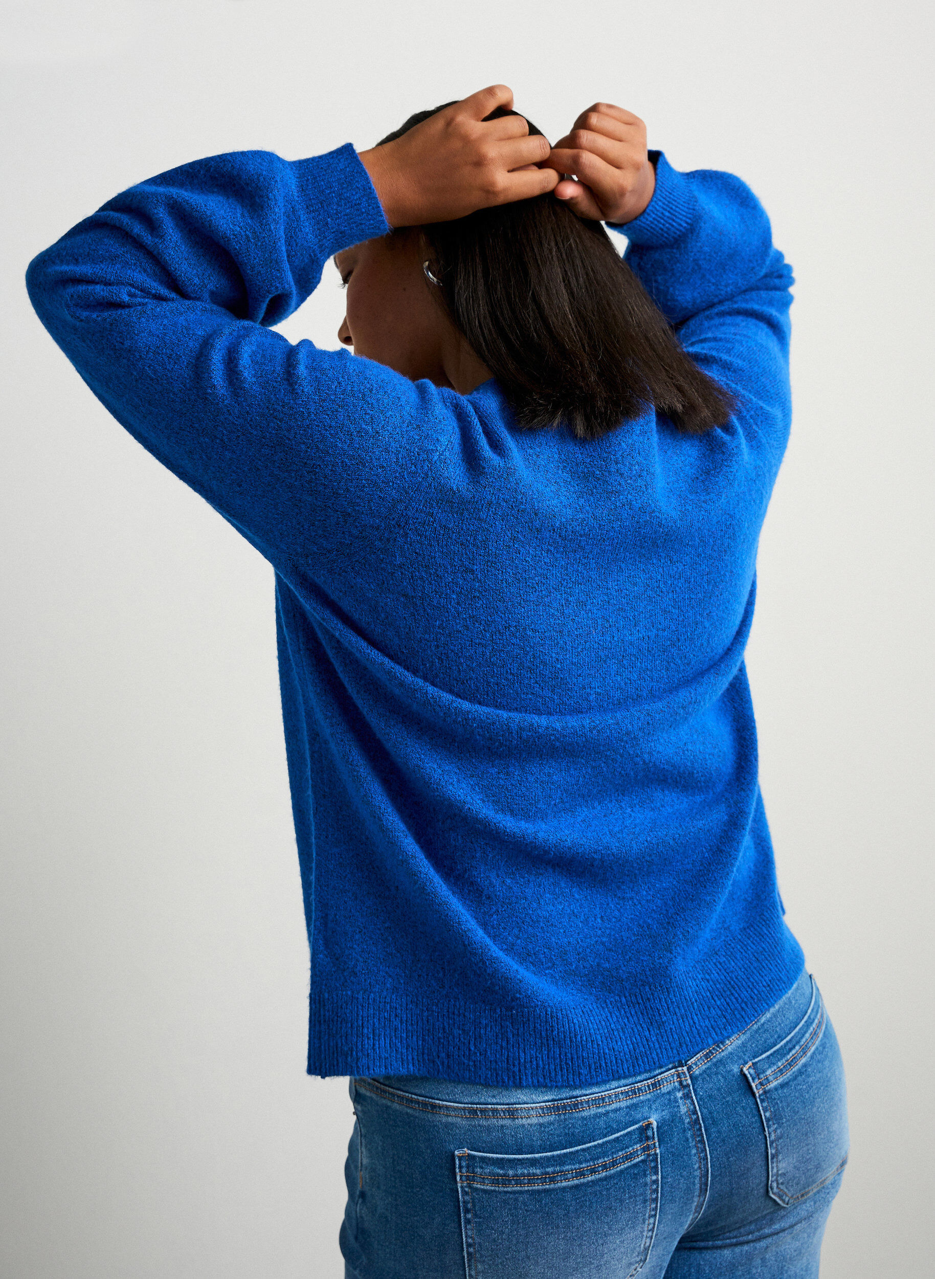 ZizzifashionCardigan in soft knit with gold-coloured buttons, Turquoise, Model image number 2