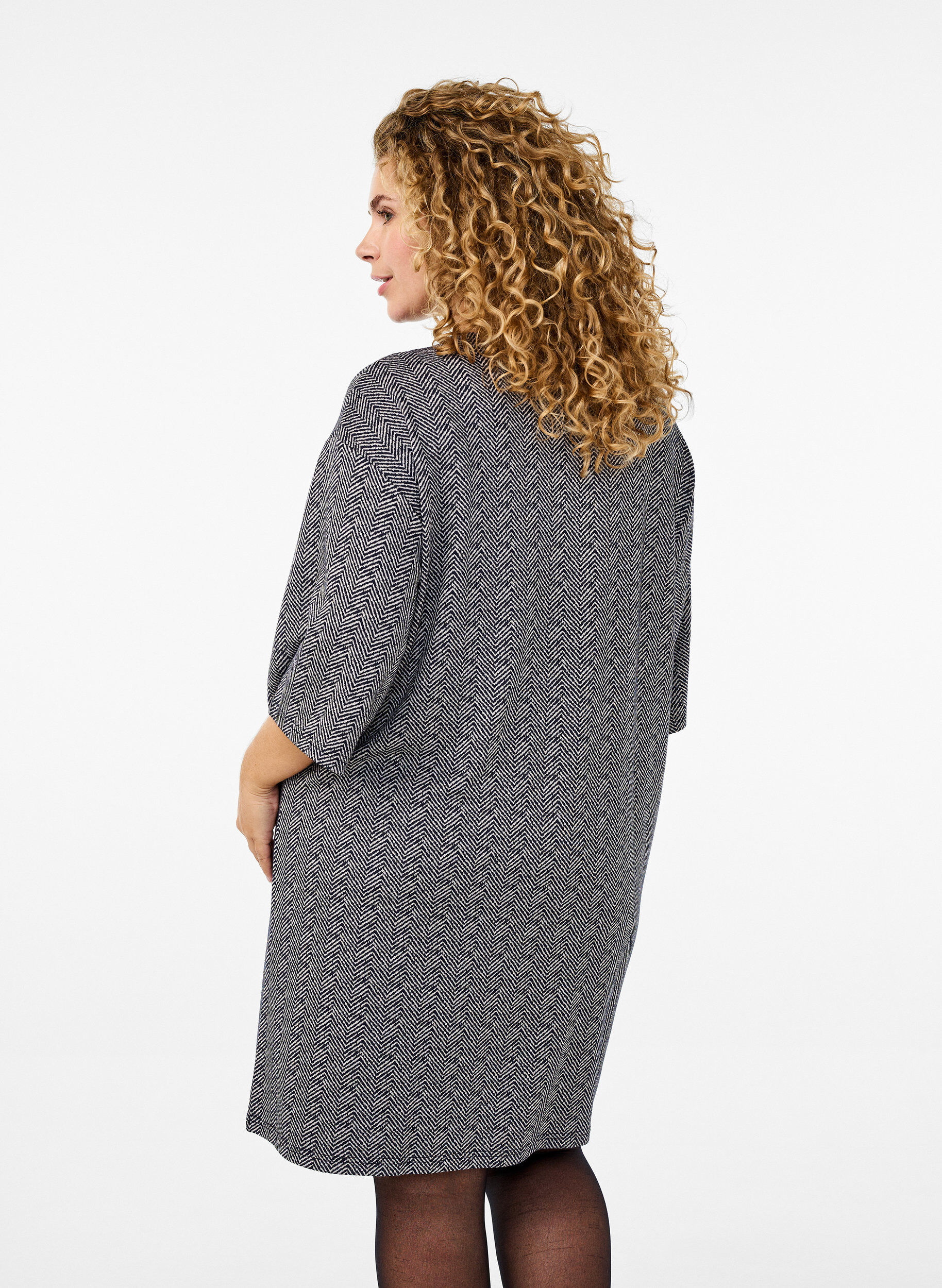 Zizzifashion Patterned dress with 3/4 sleeves, Blue, Model image number 2