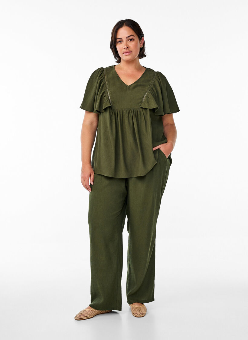 Blouse with short ruffle sleeves, Green, Model image number 1