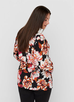 Viscose blouse with 3/4-length sleeves, Black Big Flower , Model image number 1