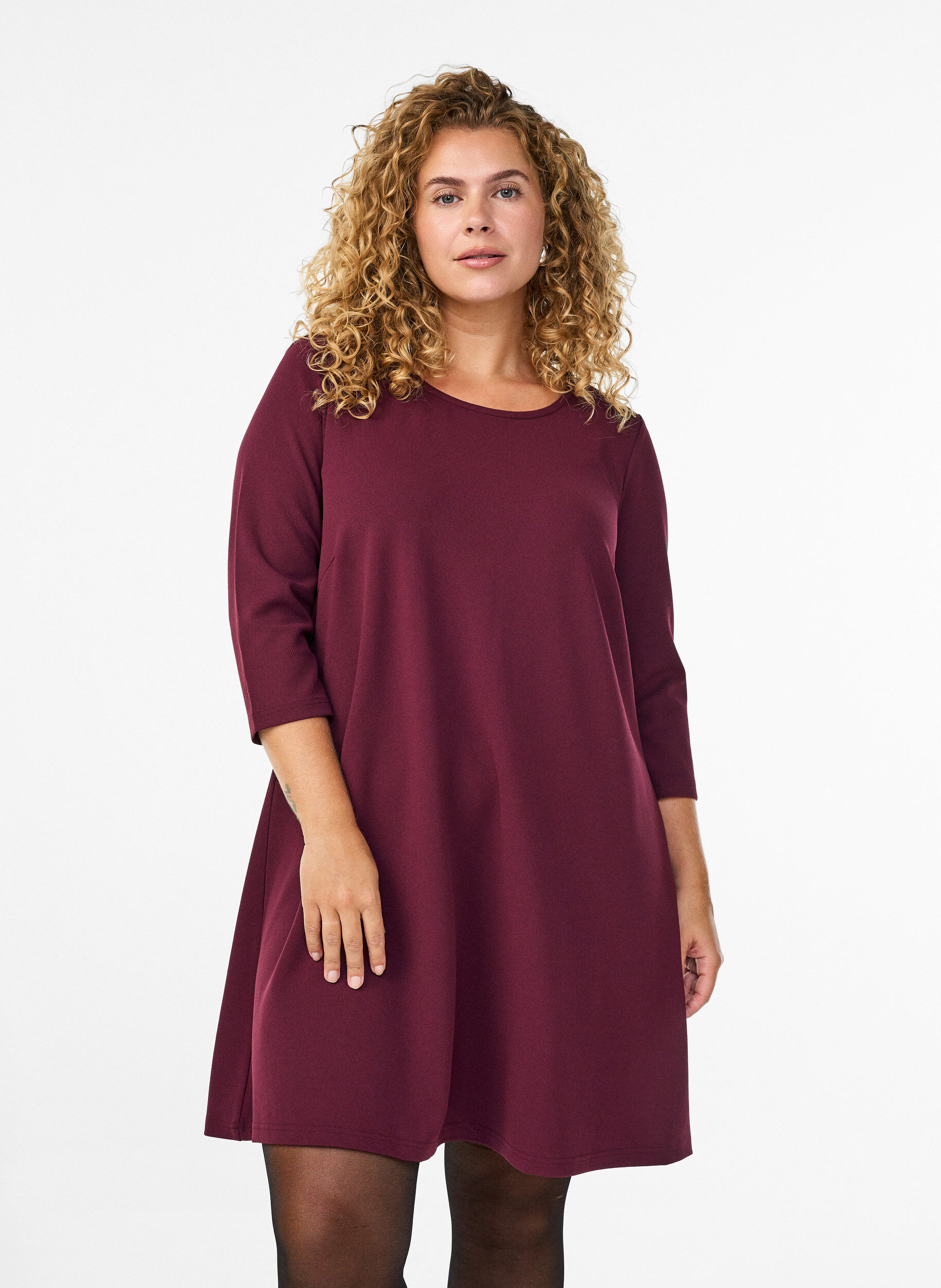 ZizzifashionShort A-line dress with 3/4 sleeves, Red, Model image number 0