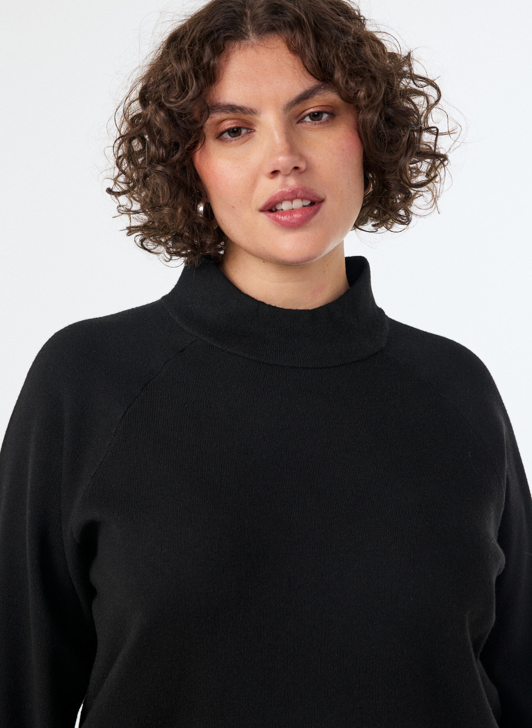ZizzifashionKnitted blouse in a viscose blend with a turtleneck, Black, Model image number 3