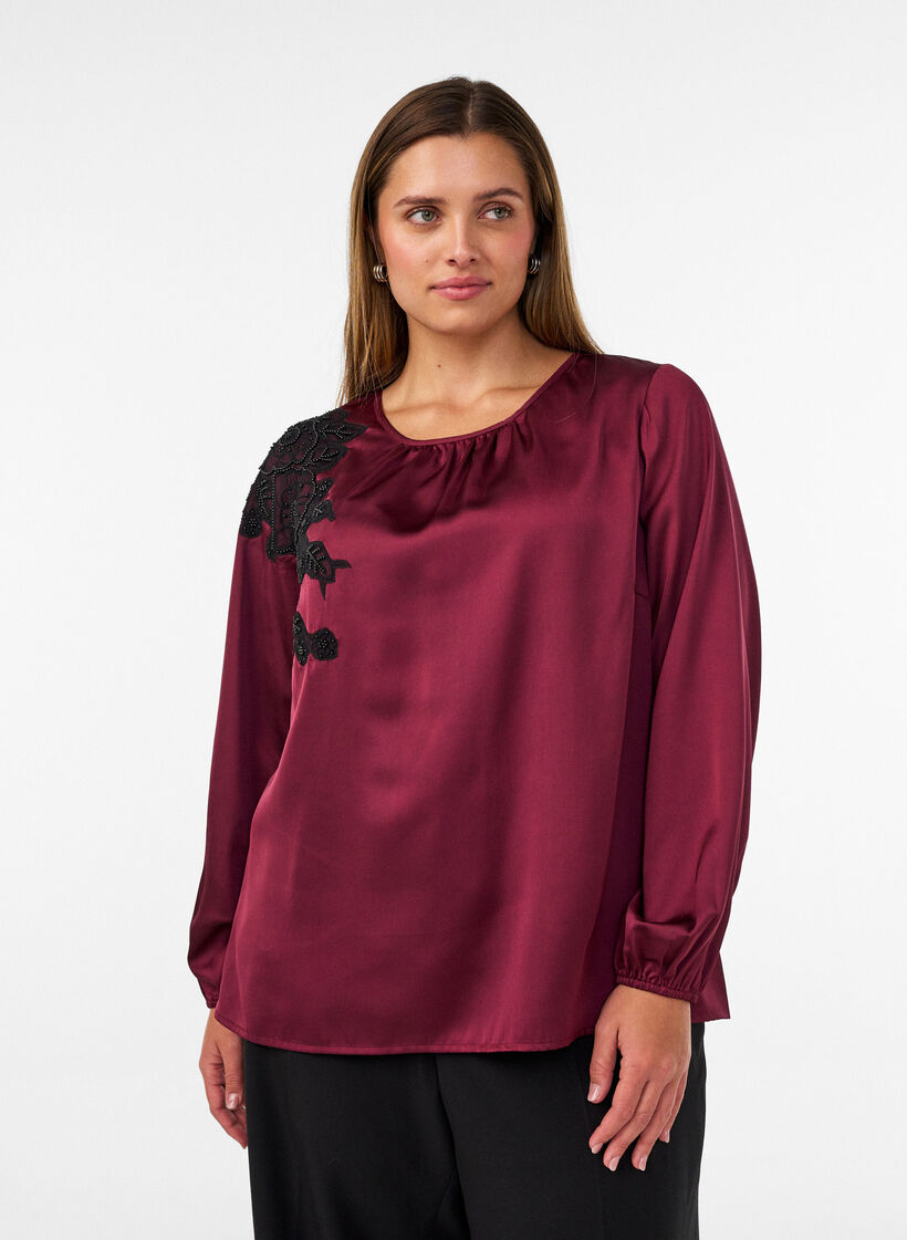 Satin blouse with lace appliqu&eacute; and pearls, Red, Model image number 0