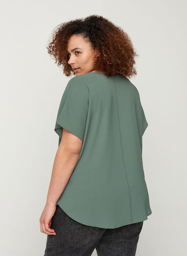 Blouse with short sleeves and a round neckline, Balsam Green, Model image number 1