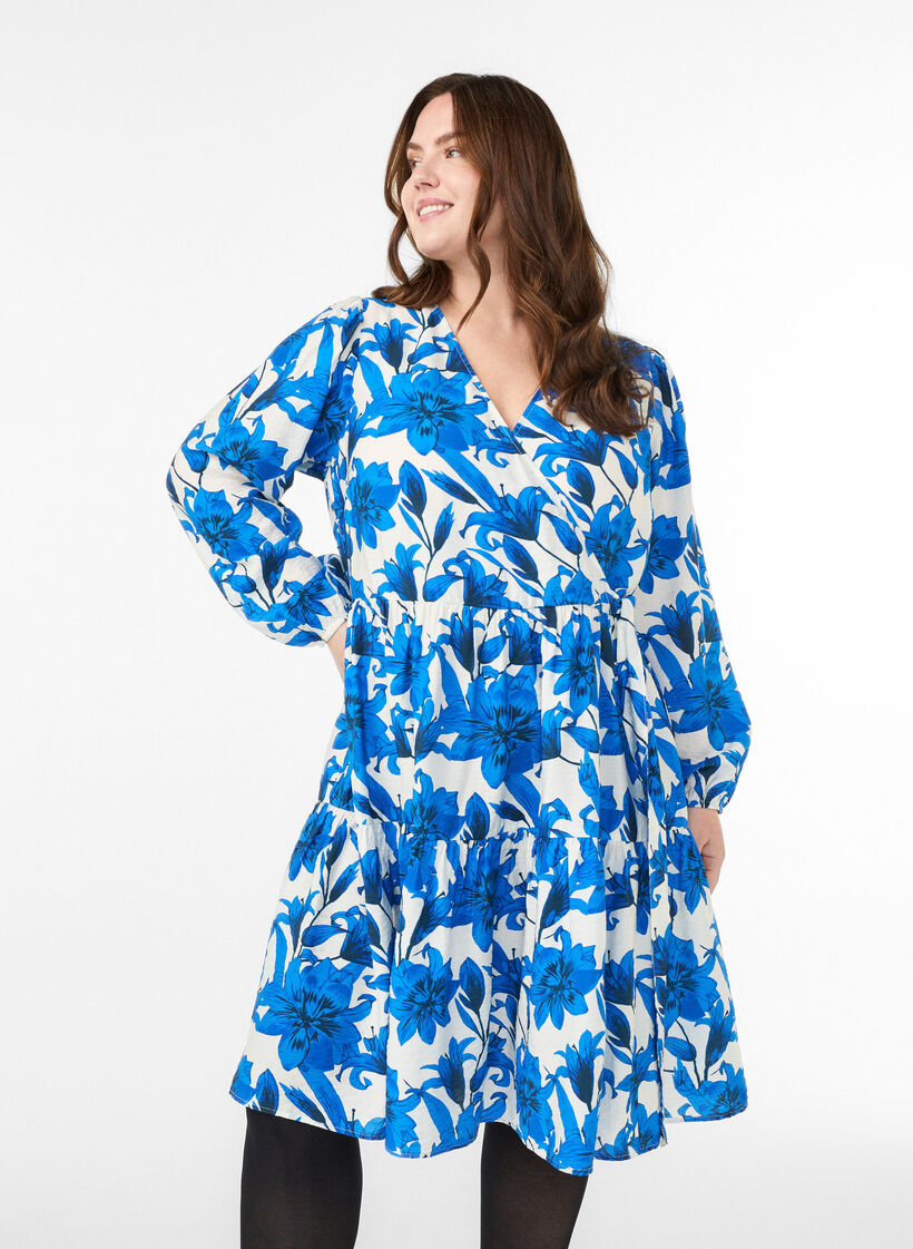 Floral wrap dress with tie belt, Vanilla, Model image number 0