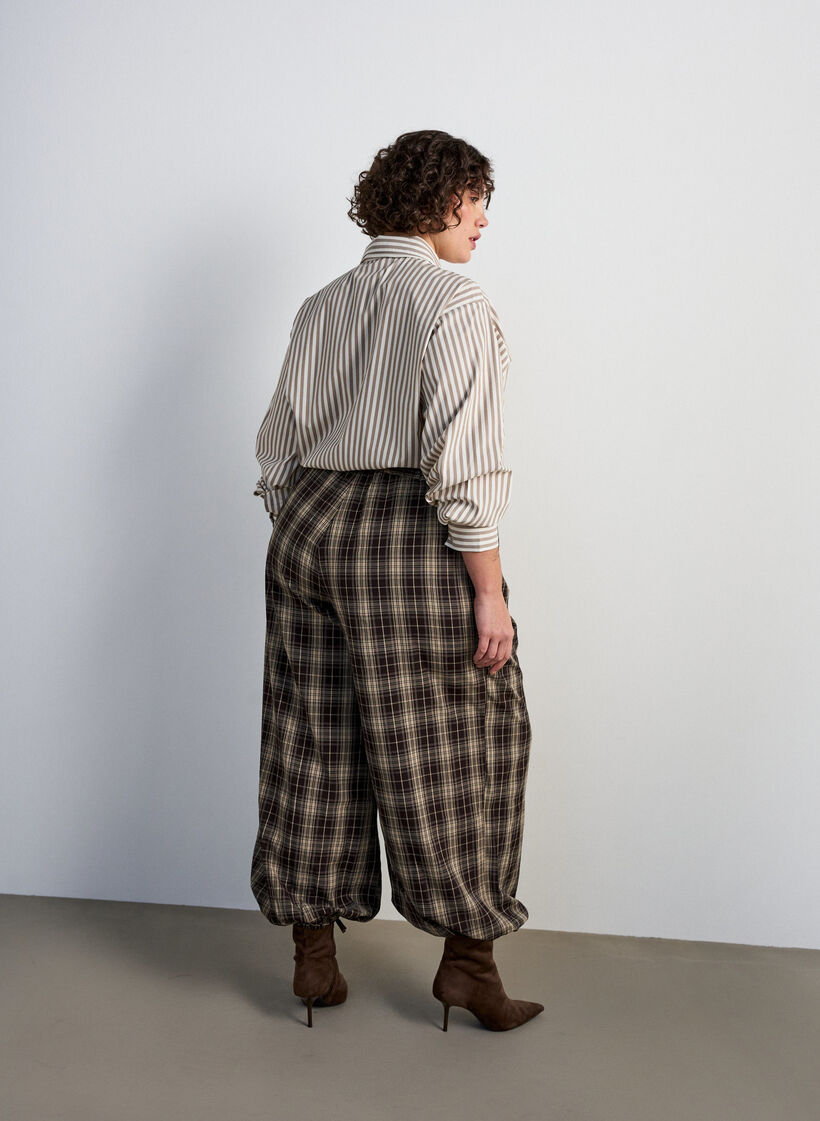 Striped shirt with detachable neck tie, Beige, Model image number 2
