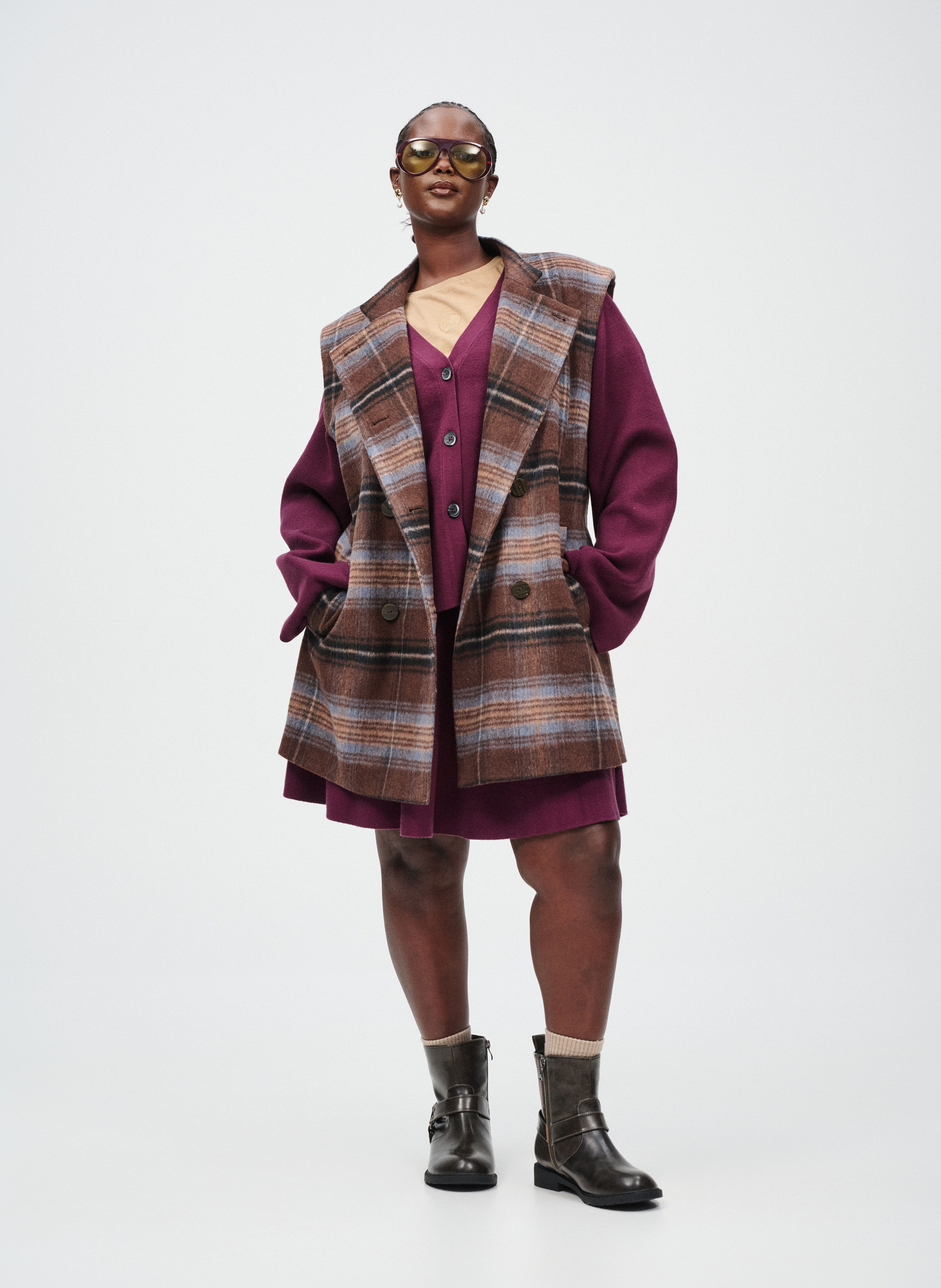 Checked waistcoat look, , Model