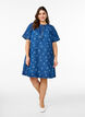 Short denim dress with an A-line cut and floral pattern, Blue, Model image number 1