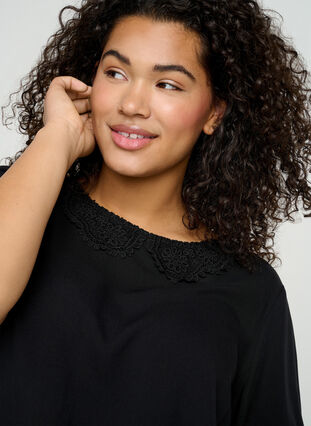 Viscose blouse with lace collar, Black, Model image number 2