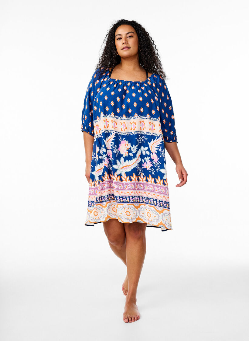 Beach dress in viscose with print, Blue, Model image number 1