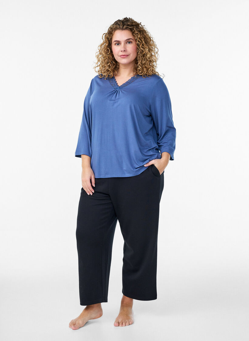 Pyjama top in viscose with lace detail and 3/4-sleeves, Blue, Model image number 1