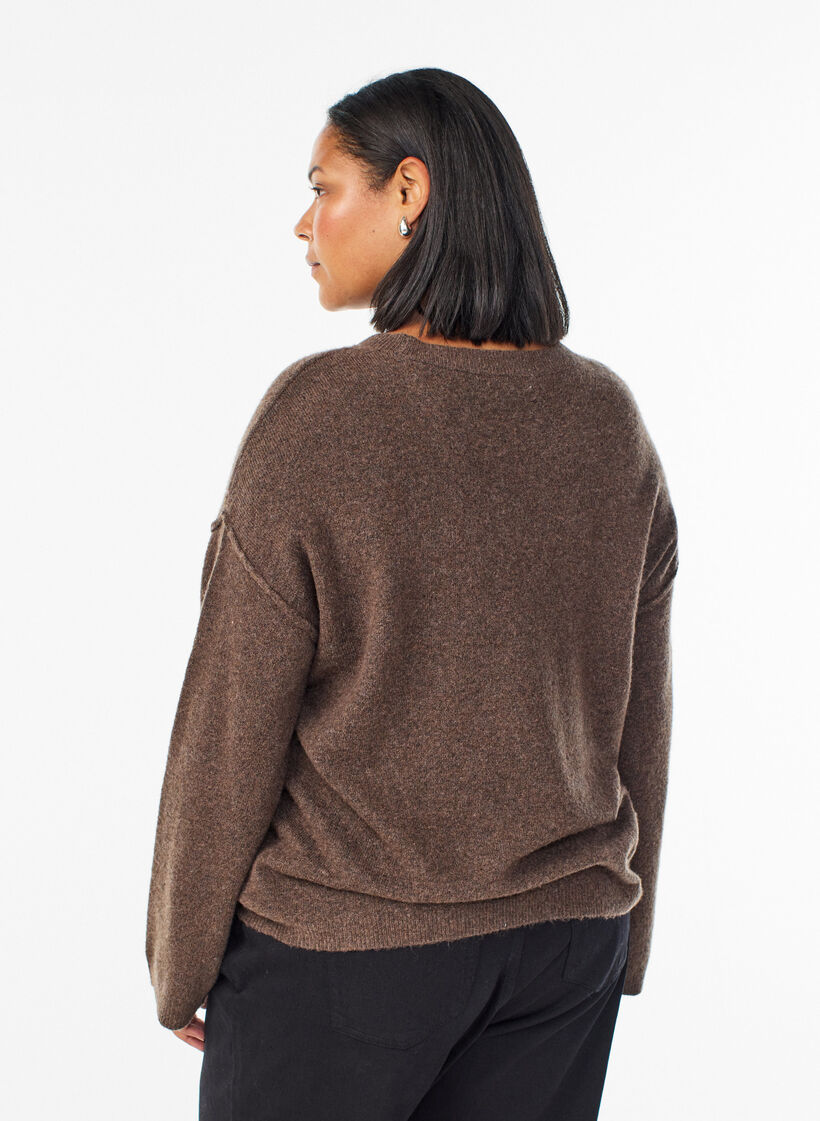 Loose knit sweater with prominent seams, Brown, Model image number 2