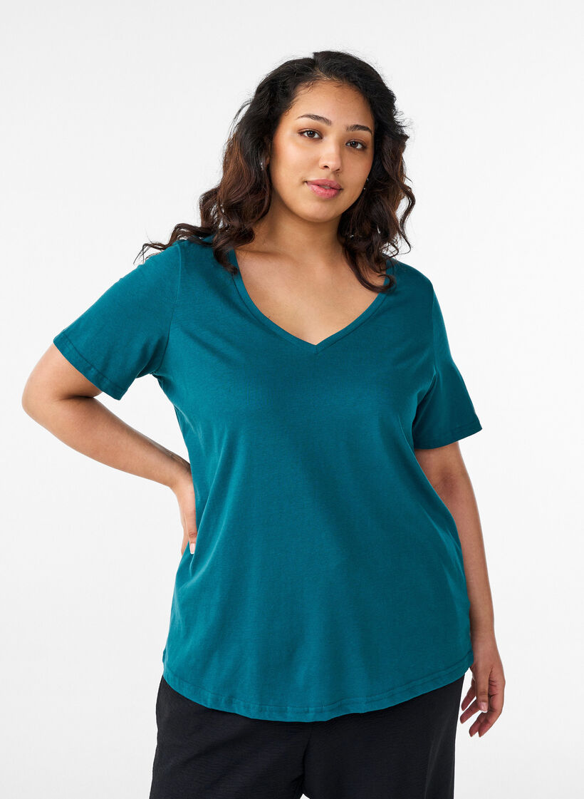 V-neck T-shirt, Green, Model image number 0