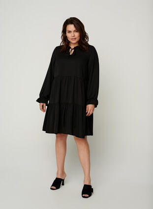 Dress with layers and a bow, Black, Model image number 2
