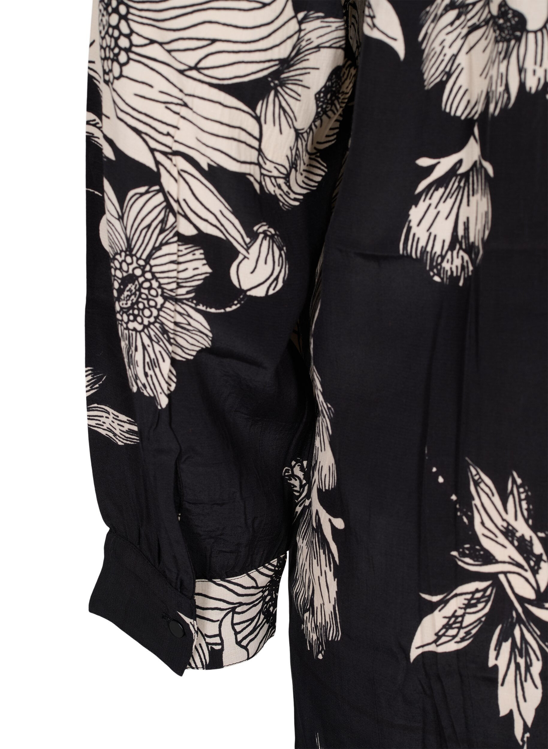 Zizzifashion Long floral viscose shirt, Black White AOP, Packshot image number 3