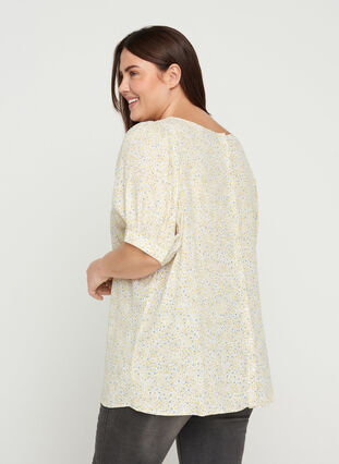Printed viscose blouse with short puff sleeves, Yellow AOP Flower , Model image number 1