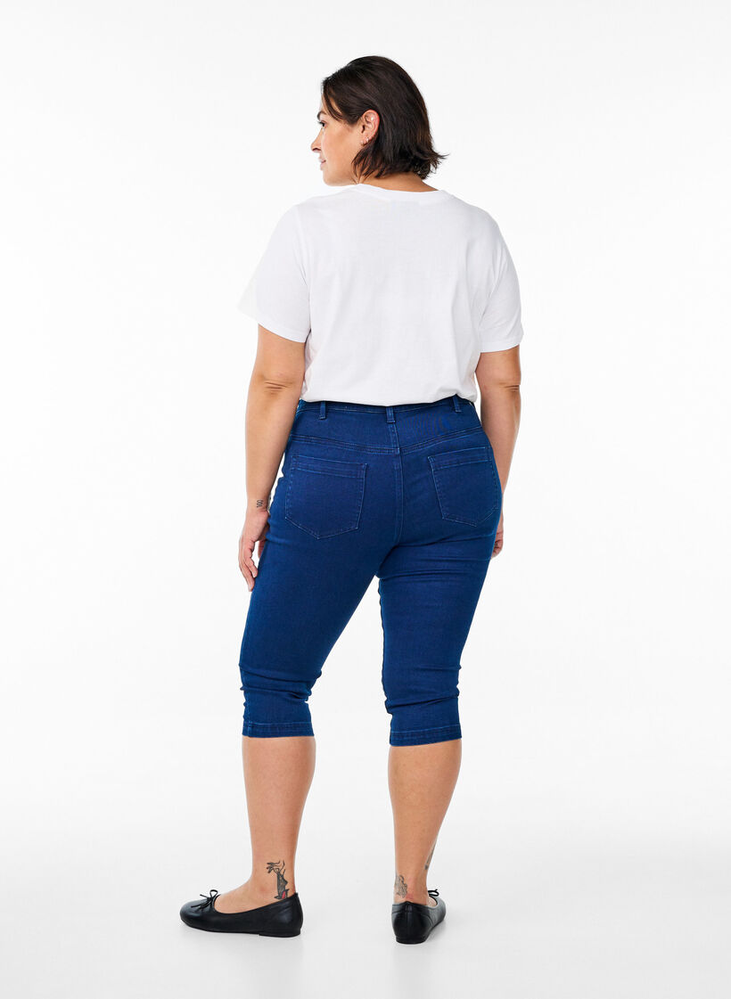 High-waisted Amy capri jeans with super slim fit, Blue, Model image number 1