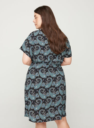 Short-sleeved wrap dress, B. Vintage Paisley, Model image number 1