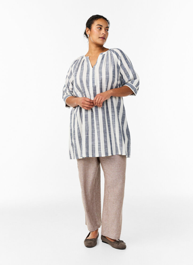 Cotton tunic with a V-neck, Blue, Model image number 1