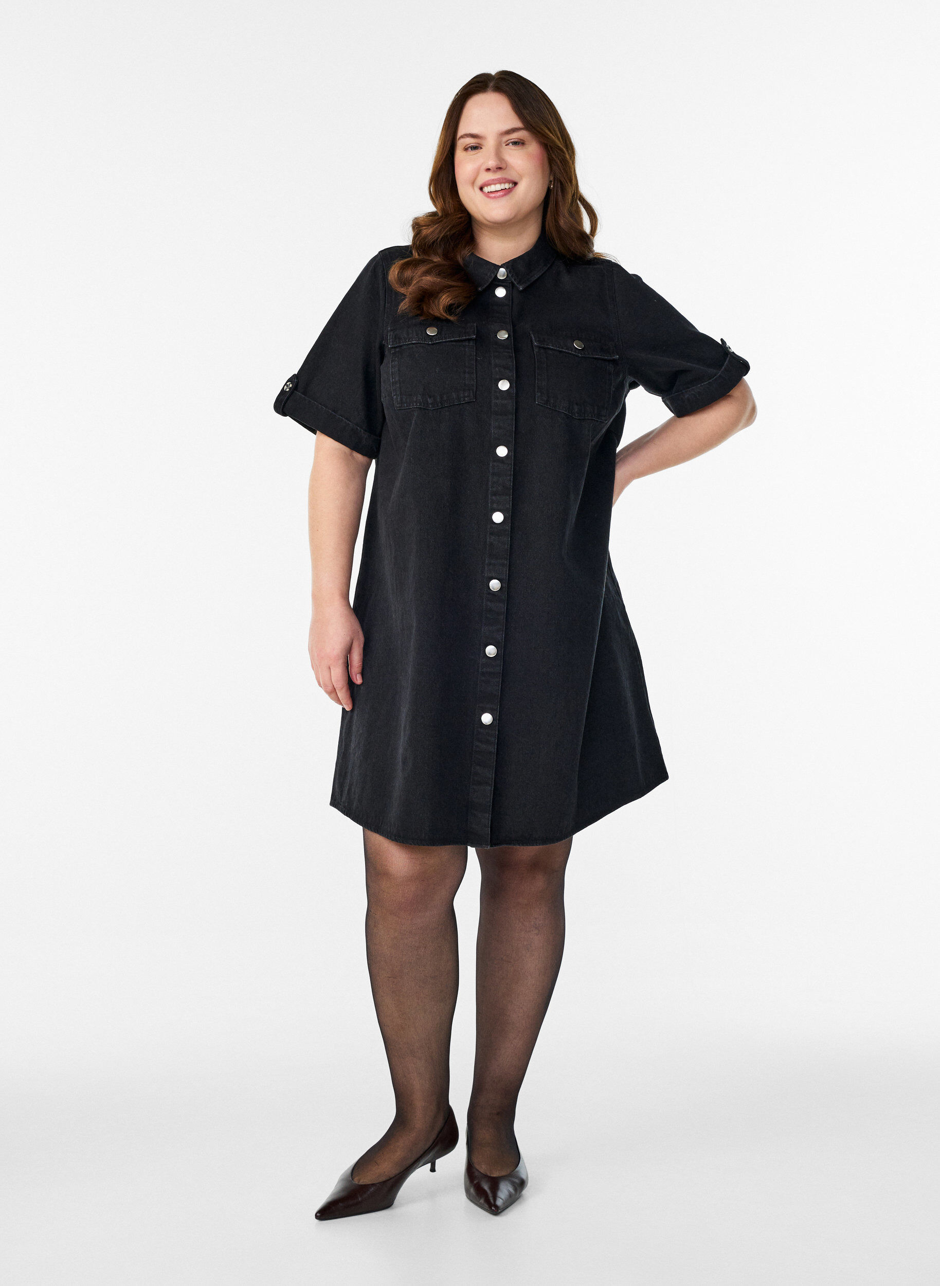 Zizzifashion Denim dress with short sleeves and buttons, Black, Model image number 1