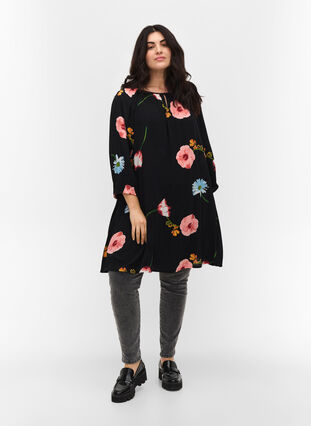 Printed viscose tunic with 3/4-length sleeves , Black Big Flower, Model image number 2