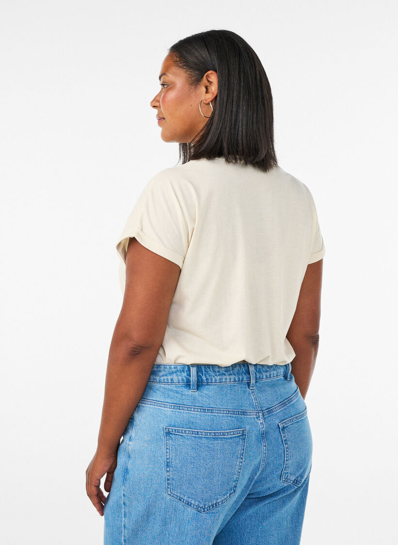 T-shirt with decorative front print, Vanilla, Model image number 2