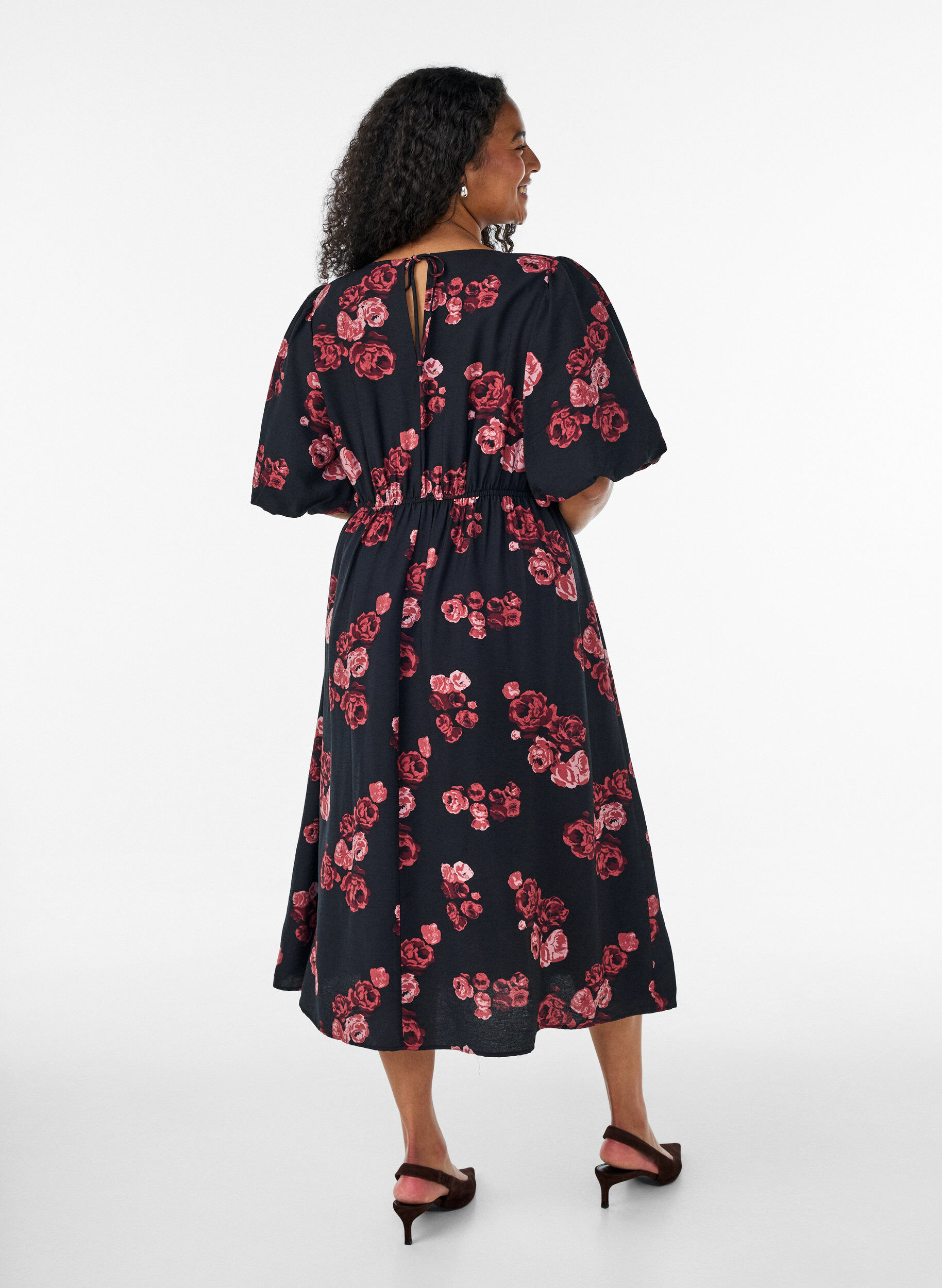 ZizzifashionMidi dress with rose print and short balloon sleeves, Black, Model image number 1