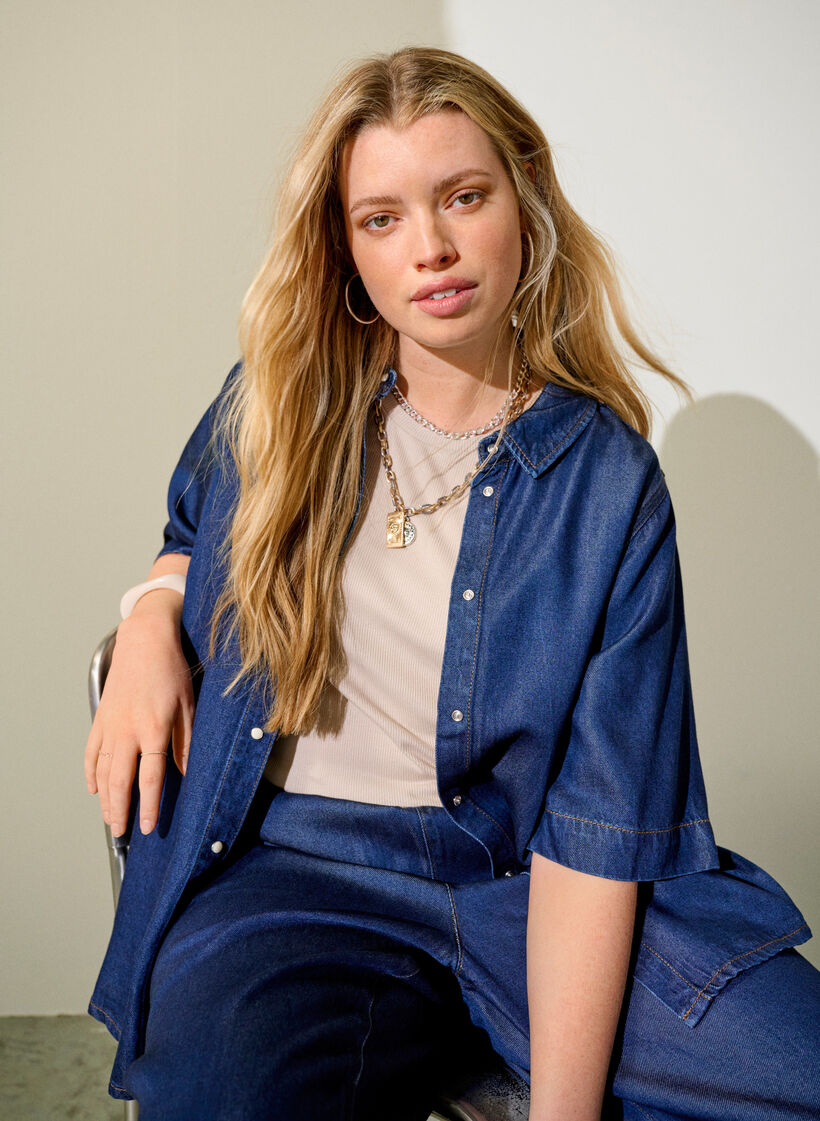 Short-sleeved denim-look lyocell shirt, Blue, Image image number 0