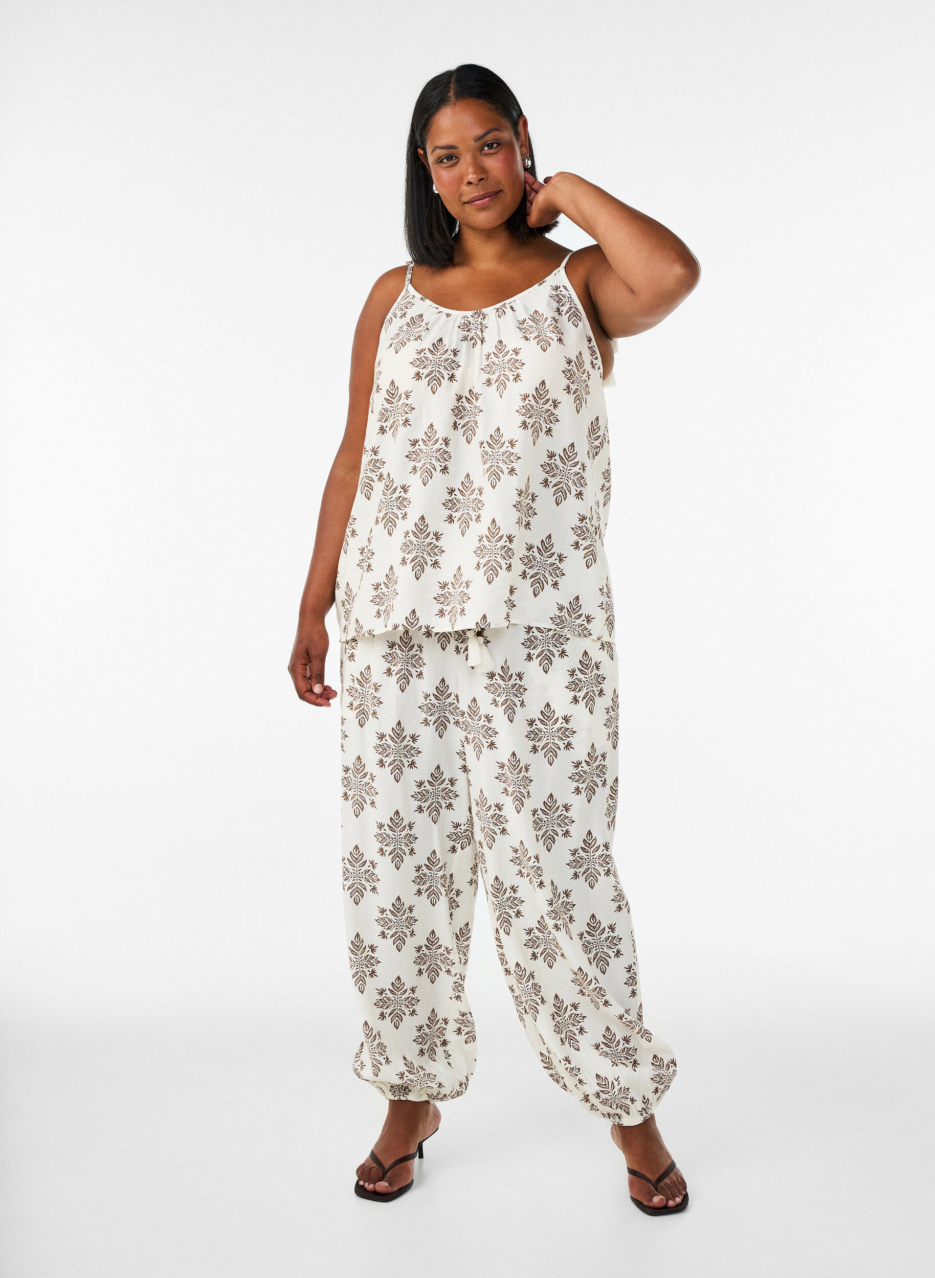 Zizzifashion Patterned top with tie straps, Vanilla, Model image number 1