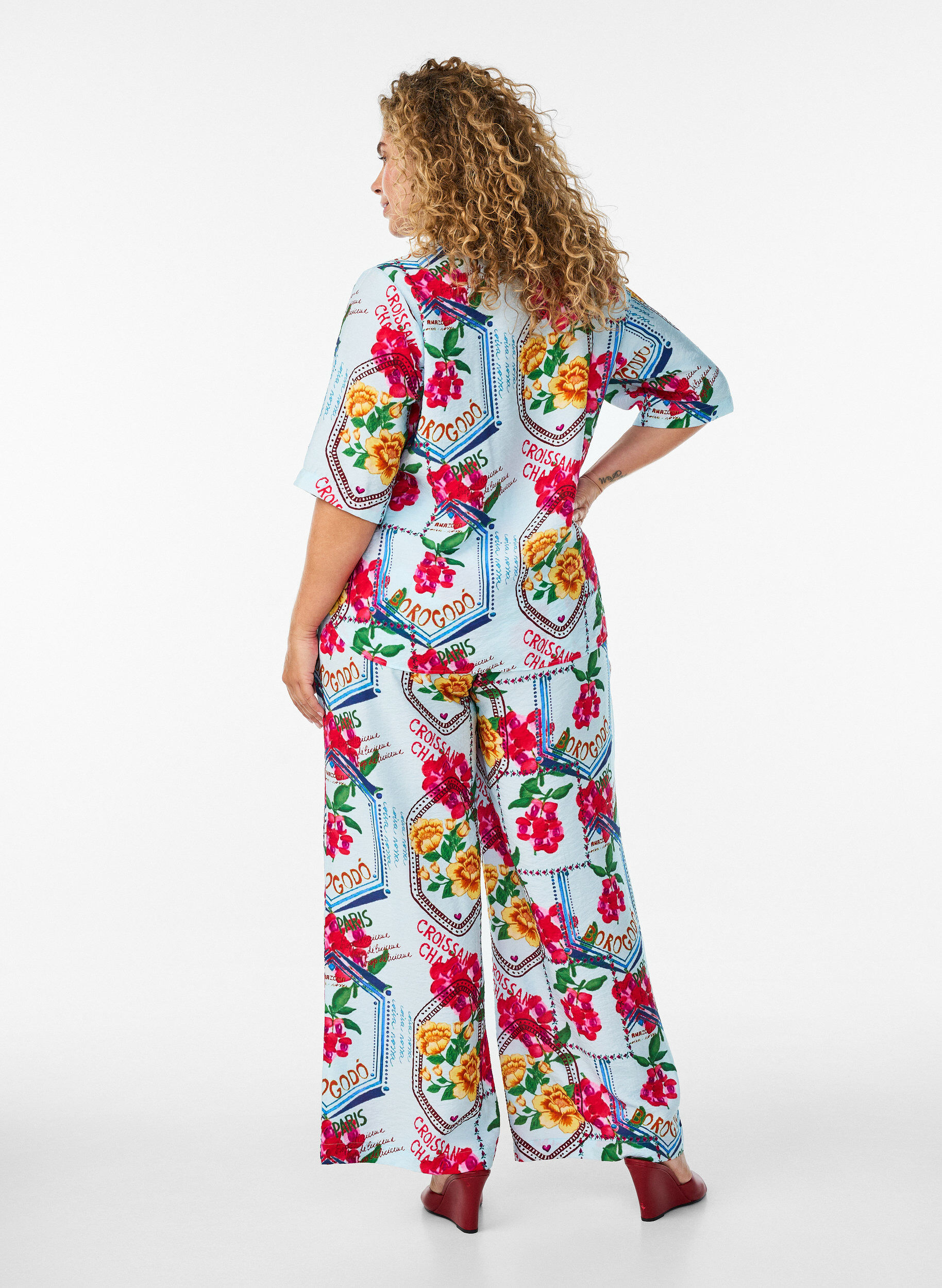 Zizzifashion Straight-leg trousers with a colourful print, Light Blue, Model image number 1