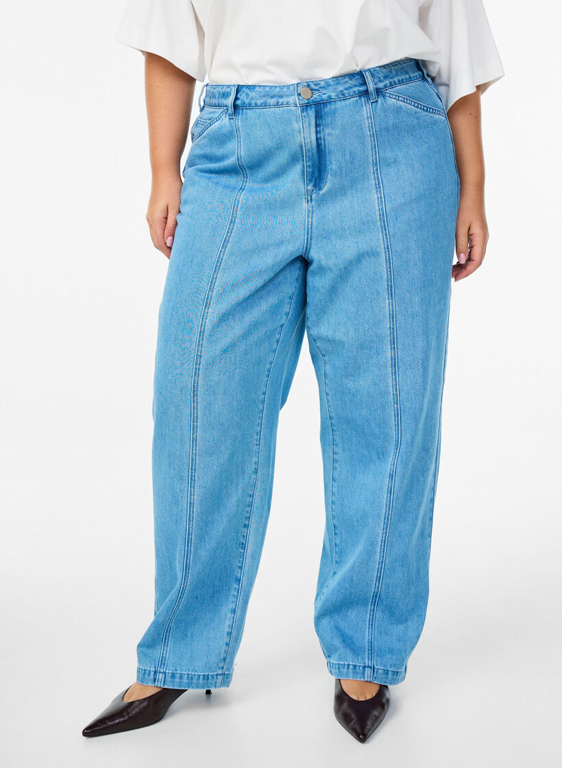 Kiana jeans with a straight fit and bold stitching, Light Blue, Model image number 2
