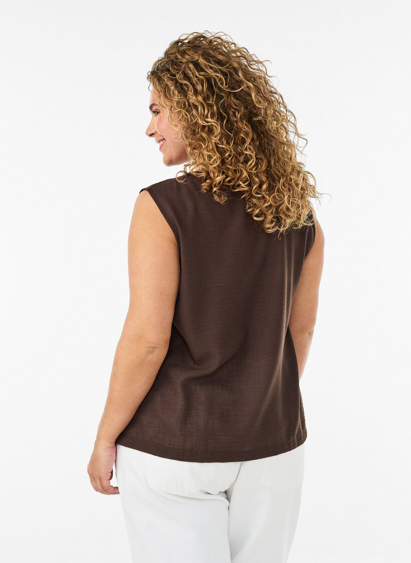 Sleeveless vest with a V-neck and buttons, Brown, Model image number 2