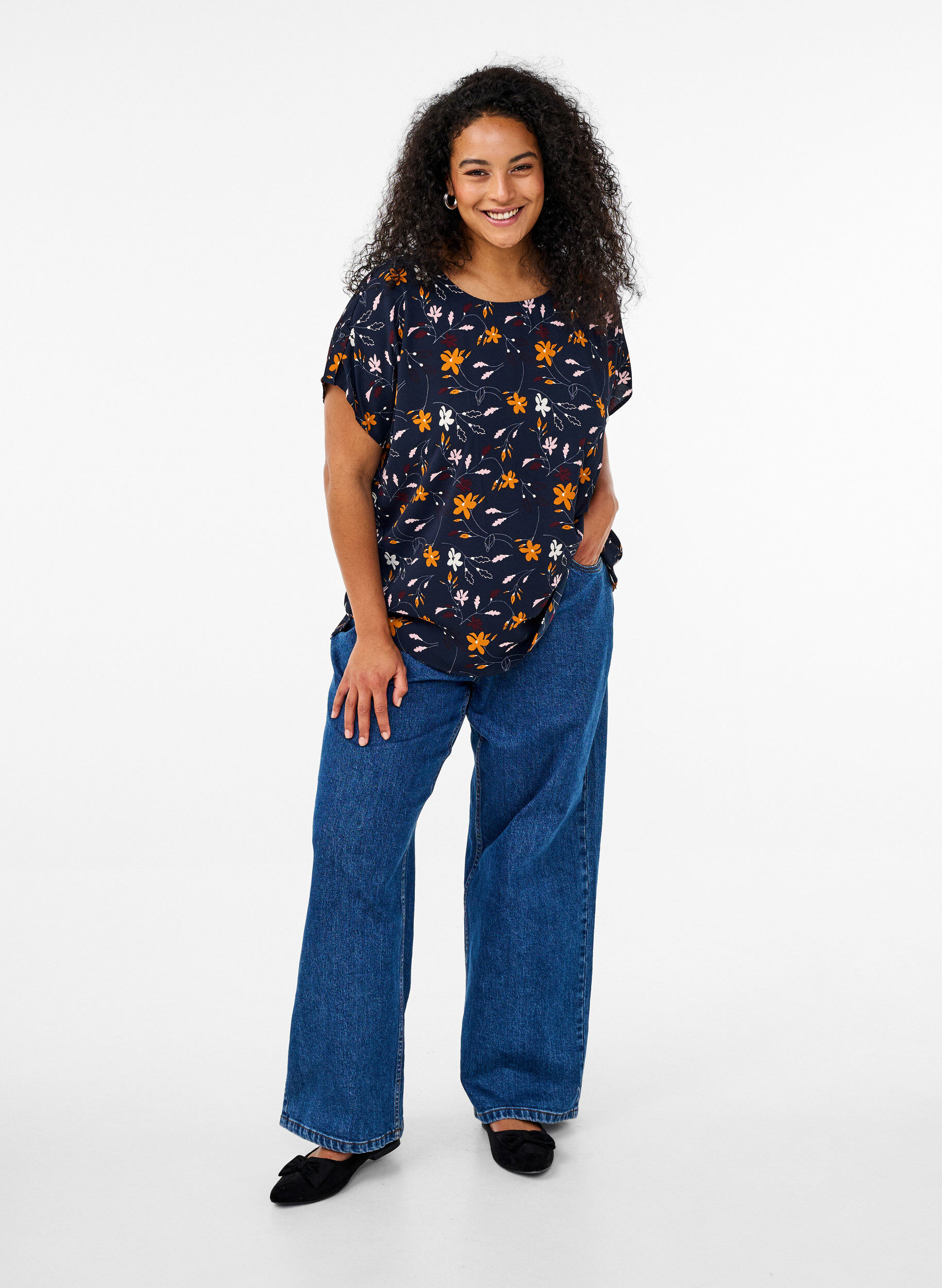 Zizzifashion Short-sleeved blouse with print, Sky Captain Flower, Model image number 3