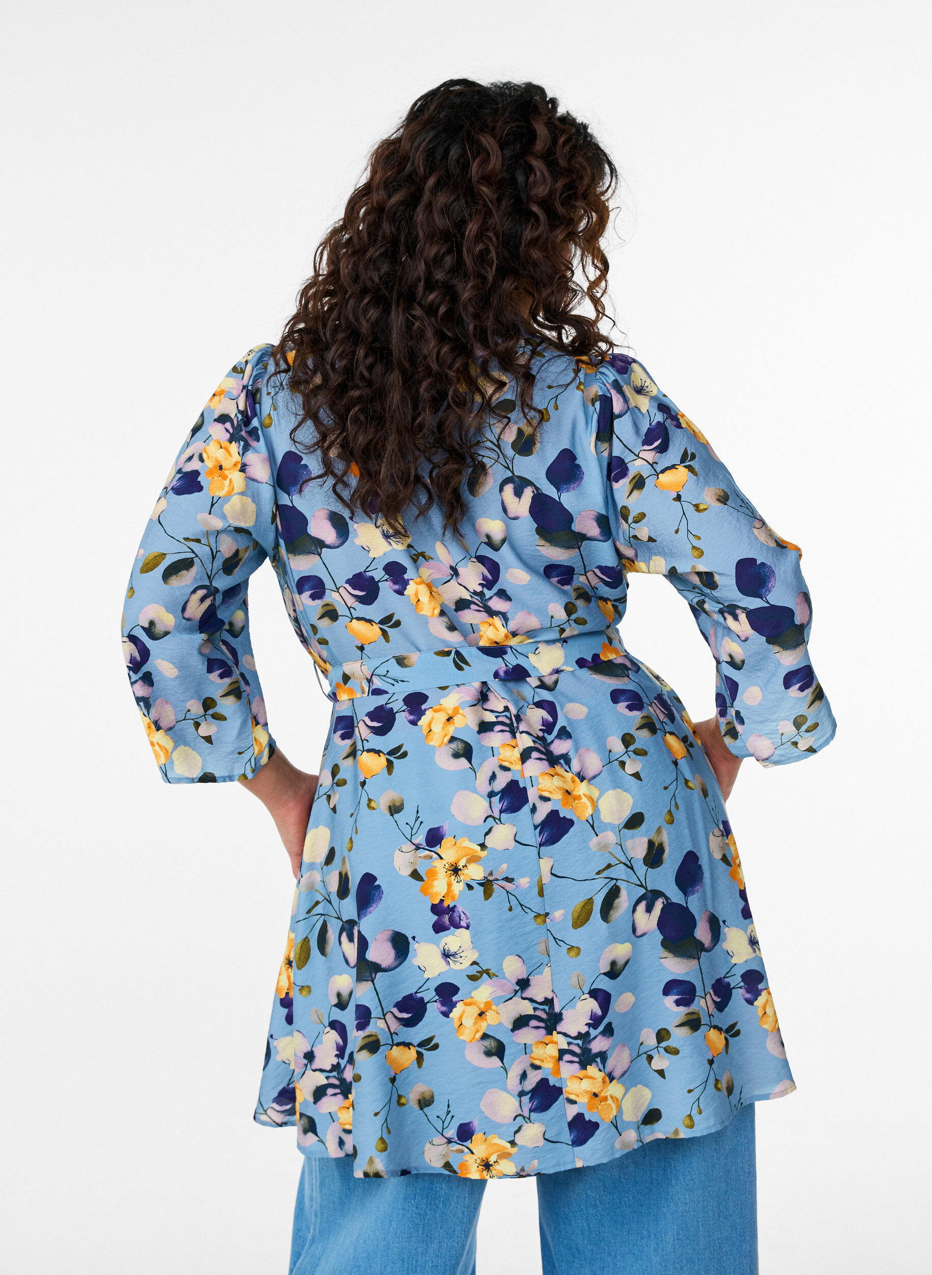 Zizzifashion Patterned tunic with a tie-belt and 3/4 sleeves, , Model image number 2