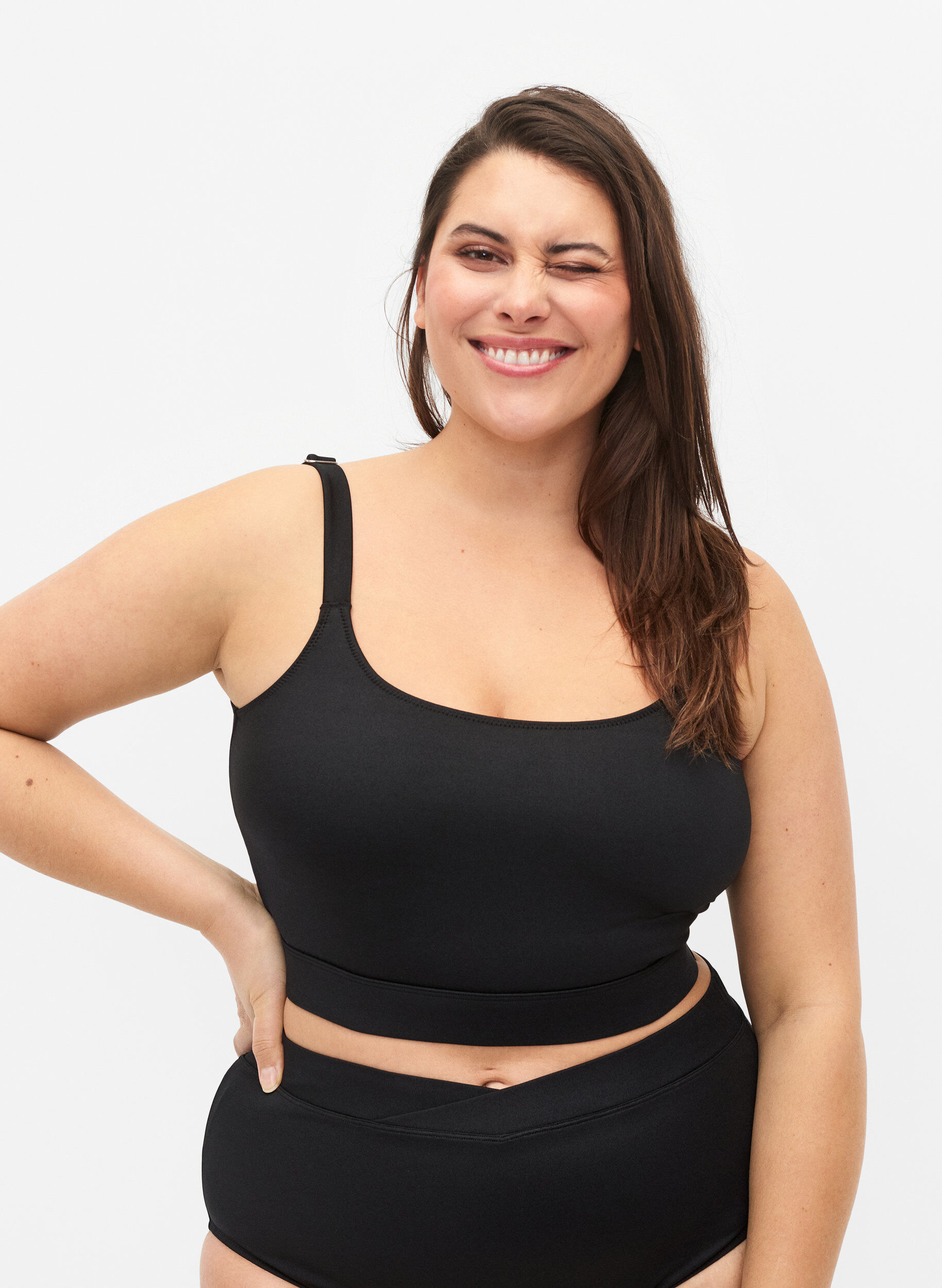 Zizzifashion Bikini top with adjustable straps, Black, Model image number 0