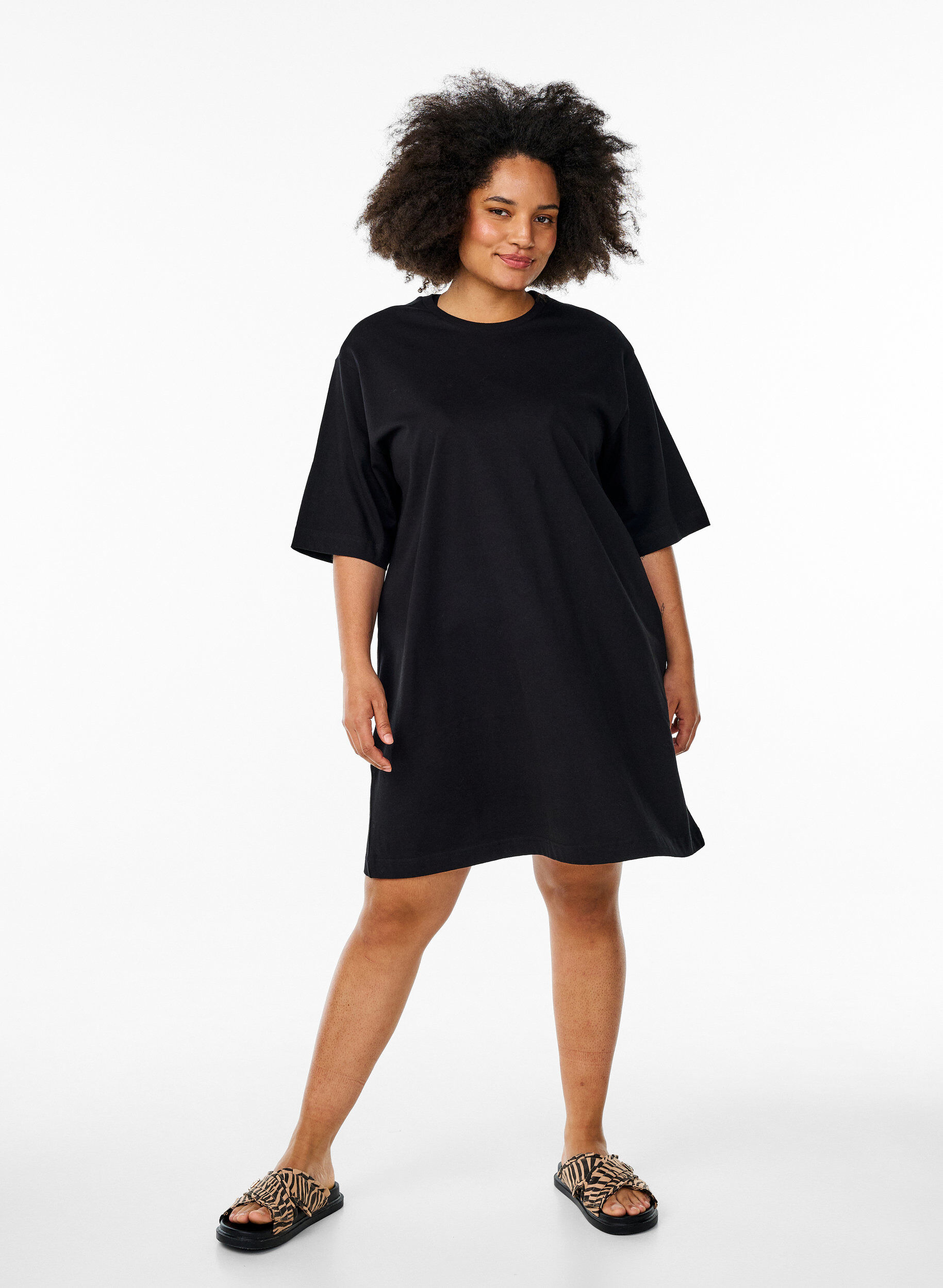 Zizzifashion Knee-length cotton T-shirt dress, Black, Model image number 1