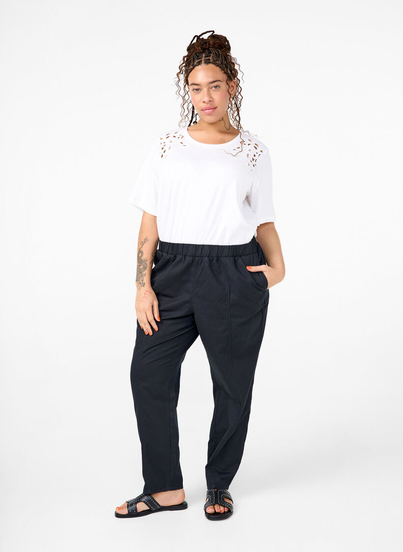 Organic cotton T-shirt with embroidery details, Bright White, Model image number 2