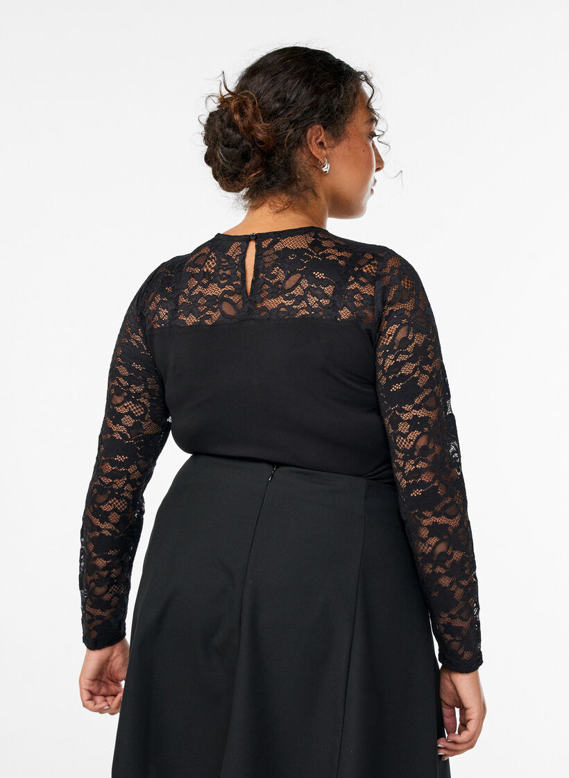 Fitted body with lace sleeves, Black, Model image number 2