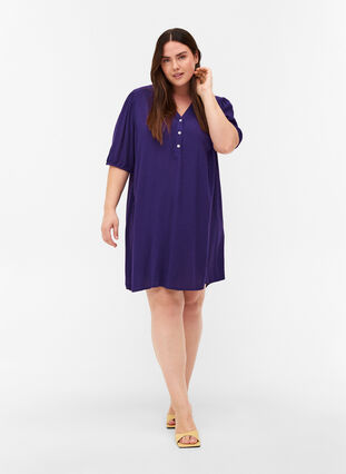 Viscose tunic with V-neck and buttons, Purple, Model image number 2