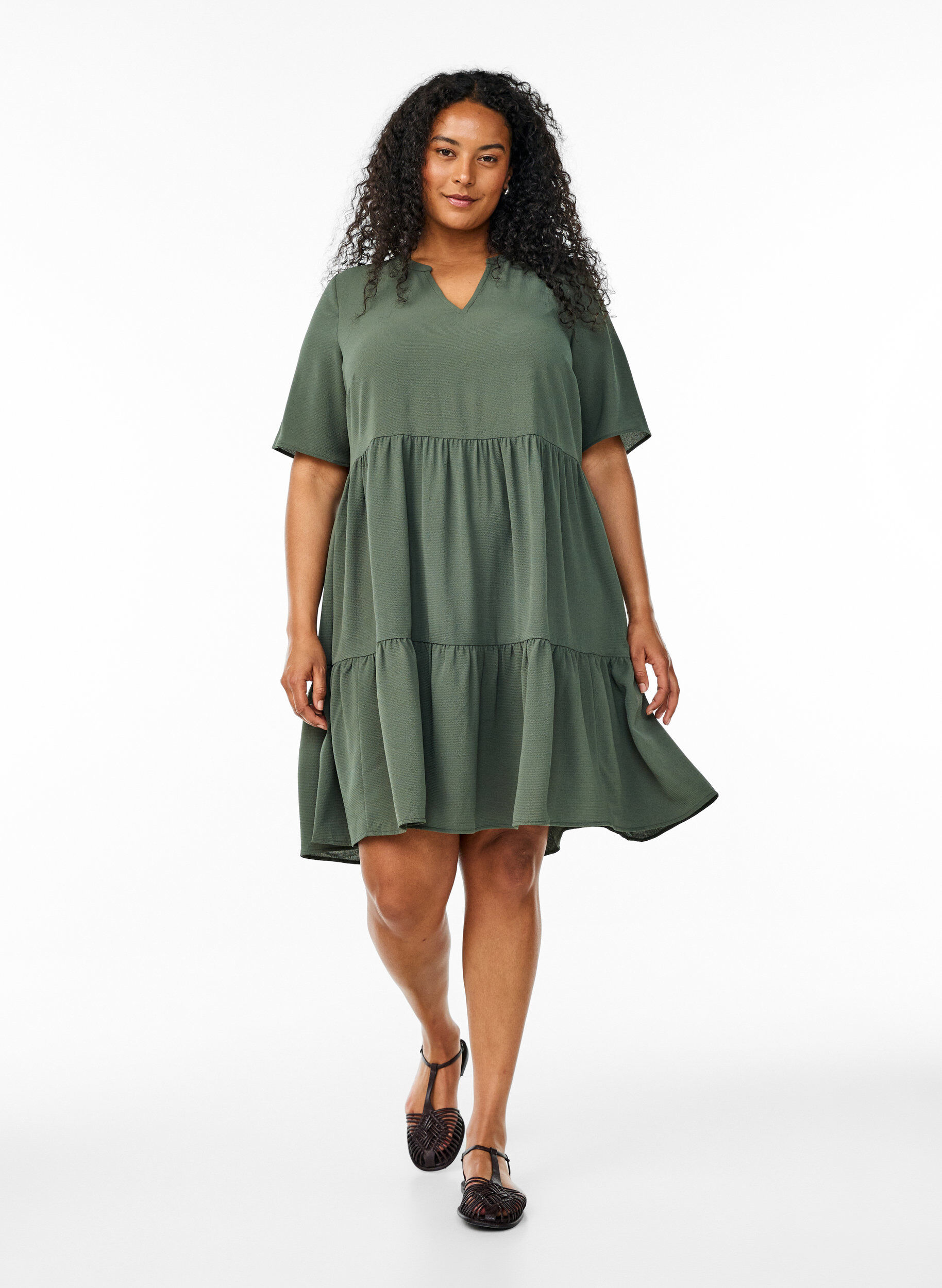 Zizzifashion Short sleeve dress with a-line and cutlines, Green, Model image number 1